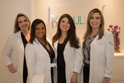 Psicóloga Thais Silva - Terapia e Constelação Sistêmica - foto 2