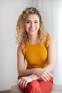 Psicóloga Thais Silva - Terapia e Constelação Sistêmica - foto 3