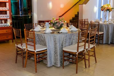 Buffet Adelina em Santana